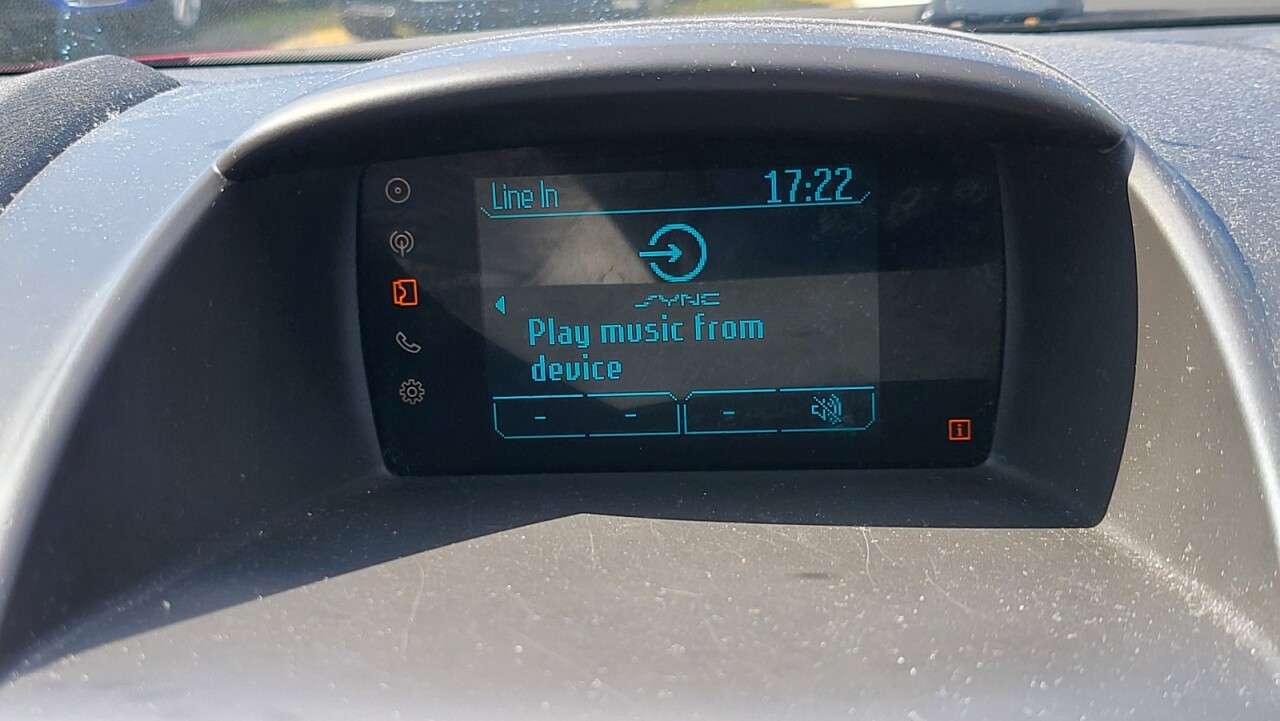 2015 FORD FIESTA 2015 FORD FIESTA