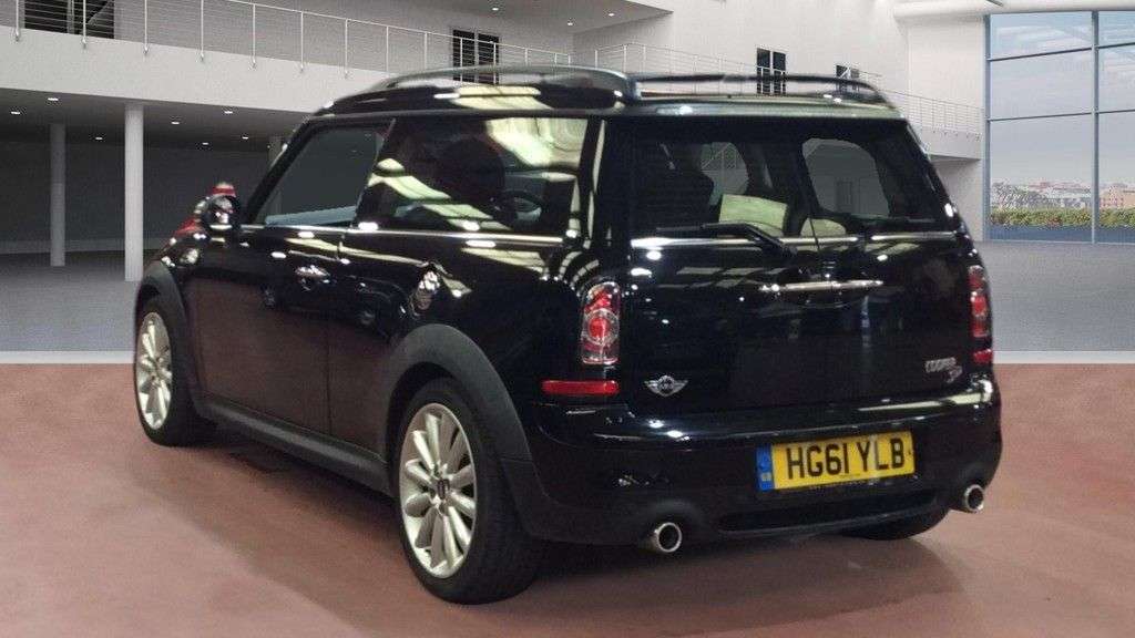 A 2011 MINI CLUBMAN 2.0 COOPER SD 5d 141 BHP A 2011 MINI CLUBMAN 2.0 COOPER SD 5d 141 BHP