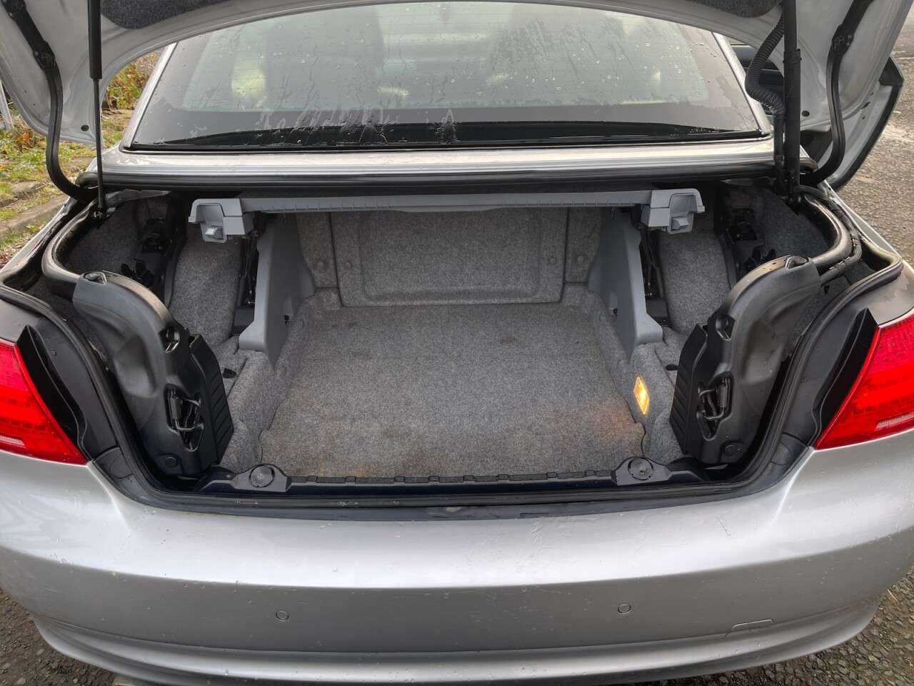 2011 BMW 3 SERIES 2011 BMW 3 SERIES