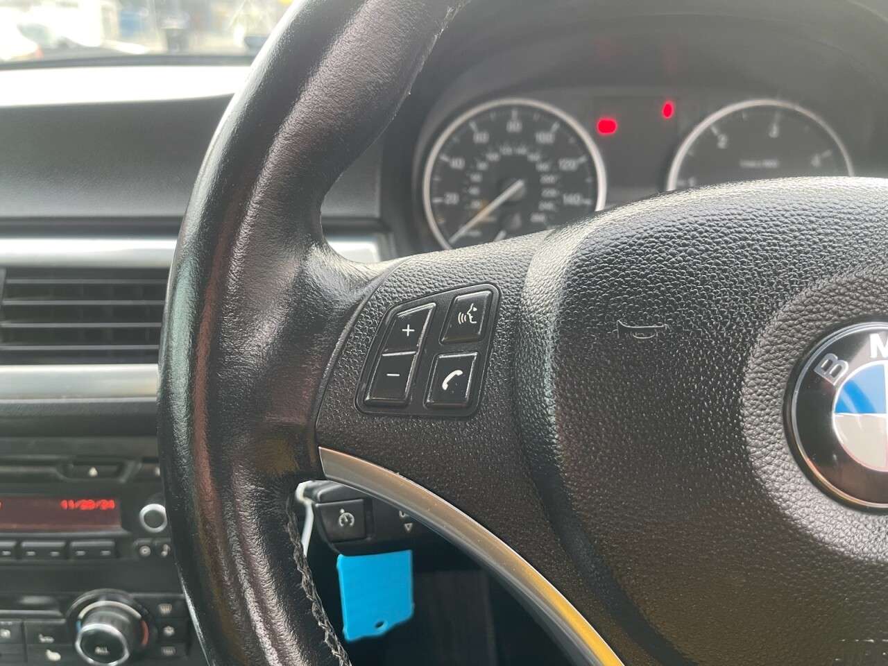 2011 BMW 3 SERIES 2011 BMW 3 SERIES