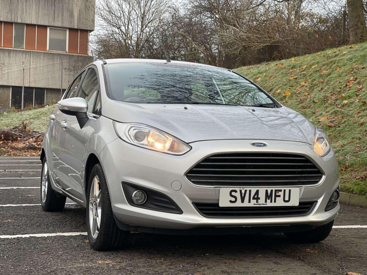 A 2014 FORD FIESTA 1.0 Zetec Hatchback 5dr Petrol Manual Euro 5 (s/s) (80 ps) A 2014 FORD FIESTA 1.0 Zetec Hatchback 5dr Petrol Manual Euro 5 (s/s) (80 ps)