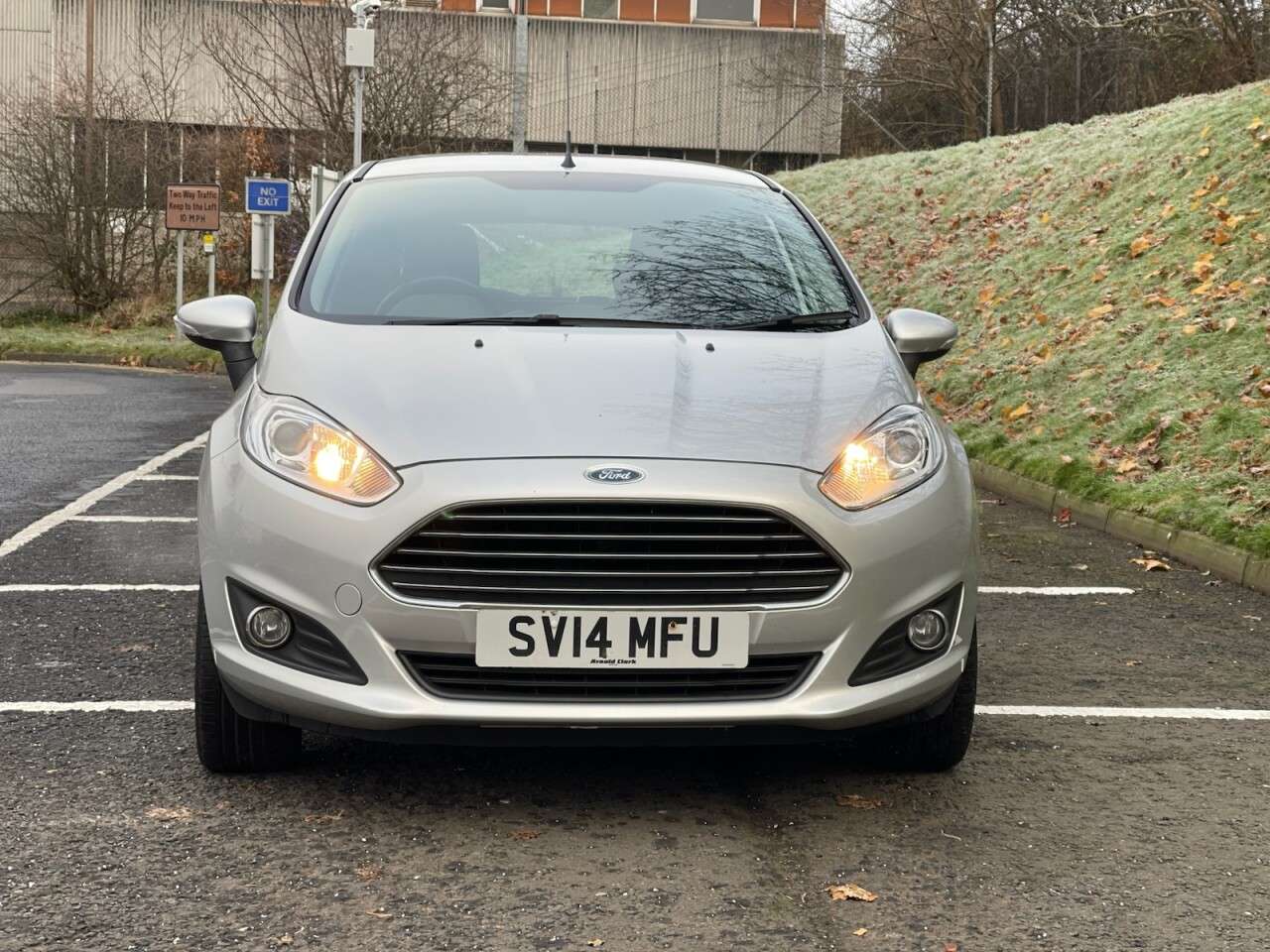 A 2014 FORD FIESTA 1.0 Zetec Hatchback 5dr Petrol Manual Euro 5 (s/s) (80 ps) A 2014 FORD FIESTA 1.0 Zetec Hatchback 5dr Petrol Manual Euro 5 (s/s) (80 ps)