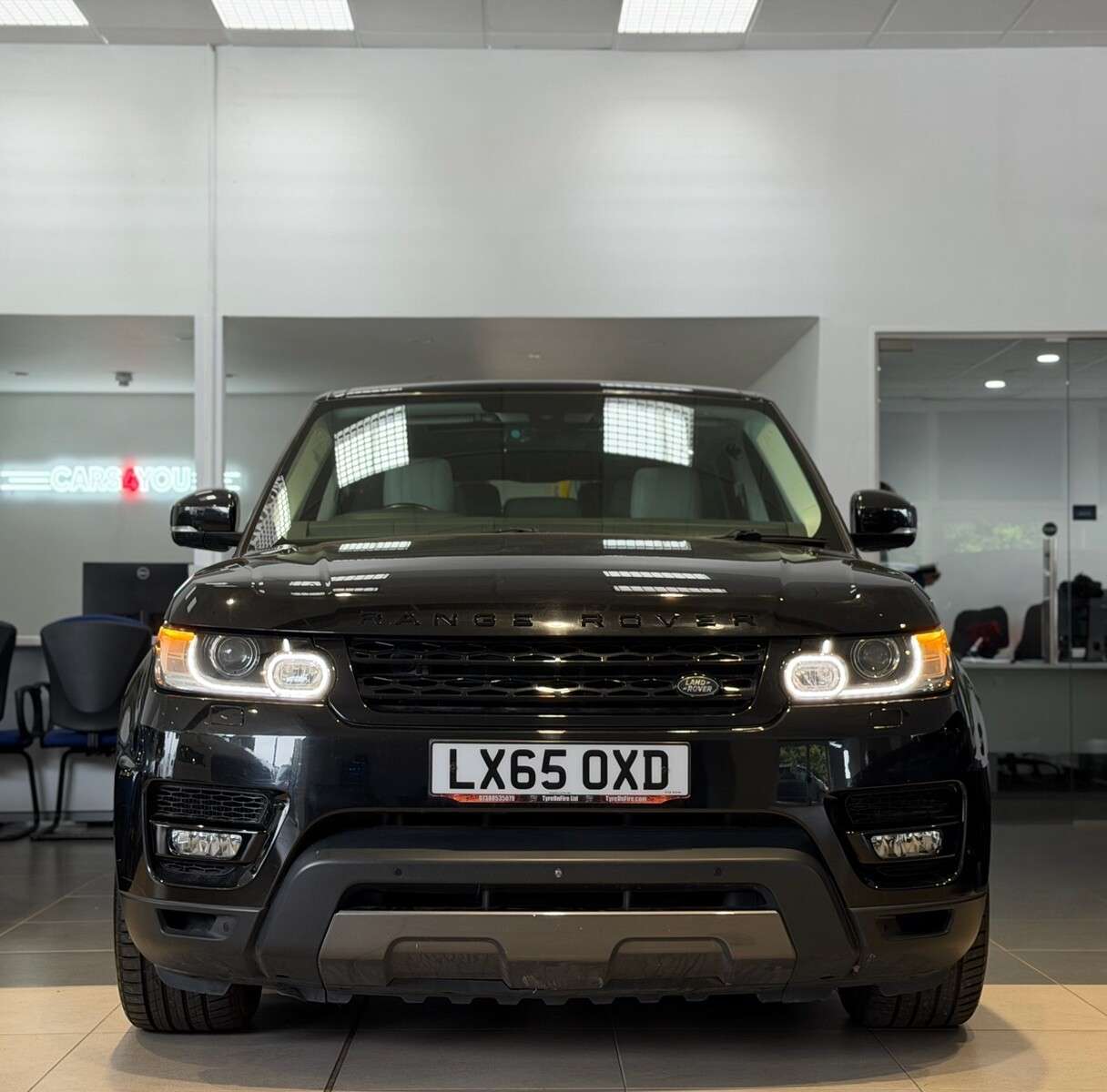 A 2015 LAND ROVER RANGE ROVER SPORT 3.0 SD V6 HSE Dynamic SUV 5dr Diesel Auto 4WD Euro 6 (s/s) (306 ps) PERFECT A 2015 LAND ROVER RANGE ROVER SPORT 3.0 SD V6 HSE Dynamic SUV 5dr Diesel Auto 4WD Euro 6 (s/s) (306 ps) PERFECT