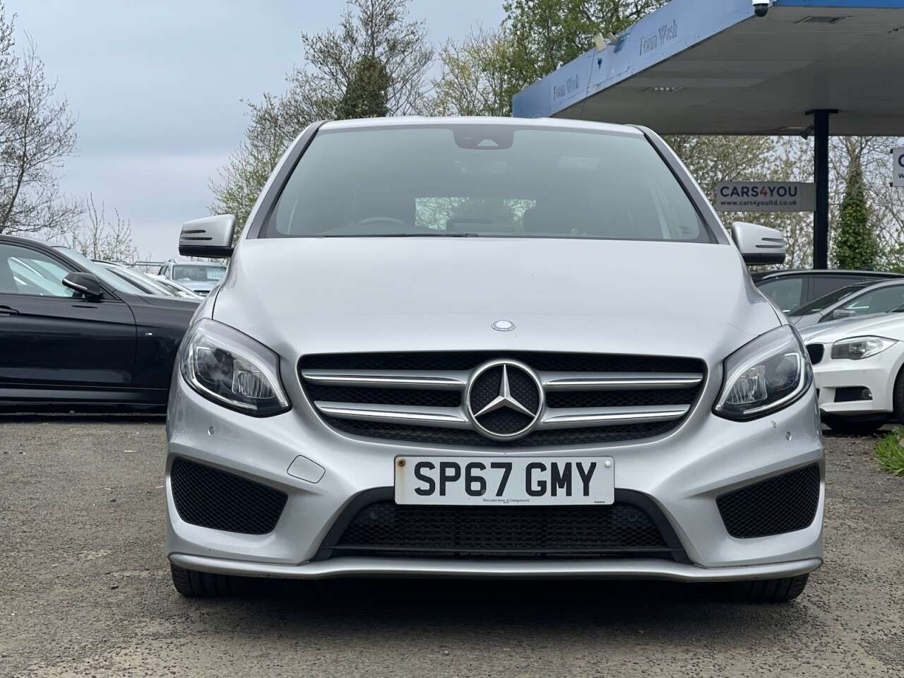 A 2017 MERCEDES-BENZ B-CLASS 2.1 B200d AMG Line (Premium) MPV 5dr Diesel 7G-DCT Euro 6 (s/s) (136 ps) A 2017 MERCEDES-BENZ B-CLASS 2.1 B200d AMG Line (Premium) MPV 5dr Diesel 7G-DCT Euro 6 (s/s) (136 ps)