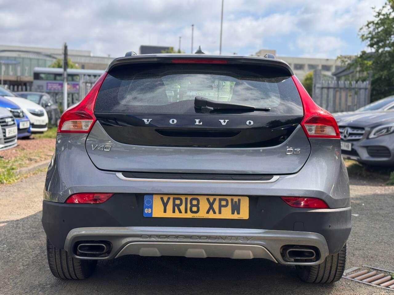2018 VOLVO V40 CROSS COUNTRY 2018 VOLVO V40 CROSS COUNTRY