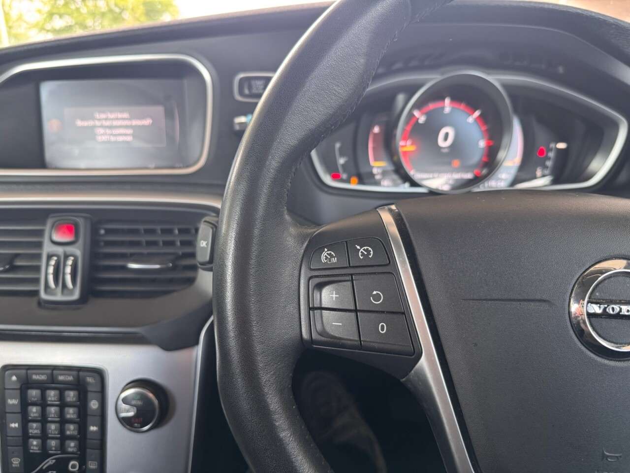 2018 VOLVO V40 CROSS COUNTRY 2018 VOLVO V40 CROSS COUNTRY