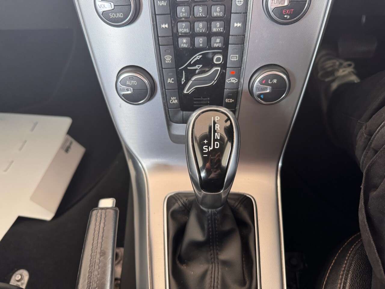 2018 VOLVO V40 CROSS COUNTRY 2018 VOLVO V40 CROSS COUNTRY