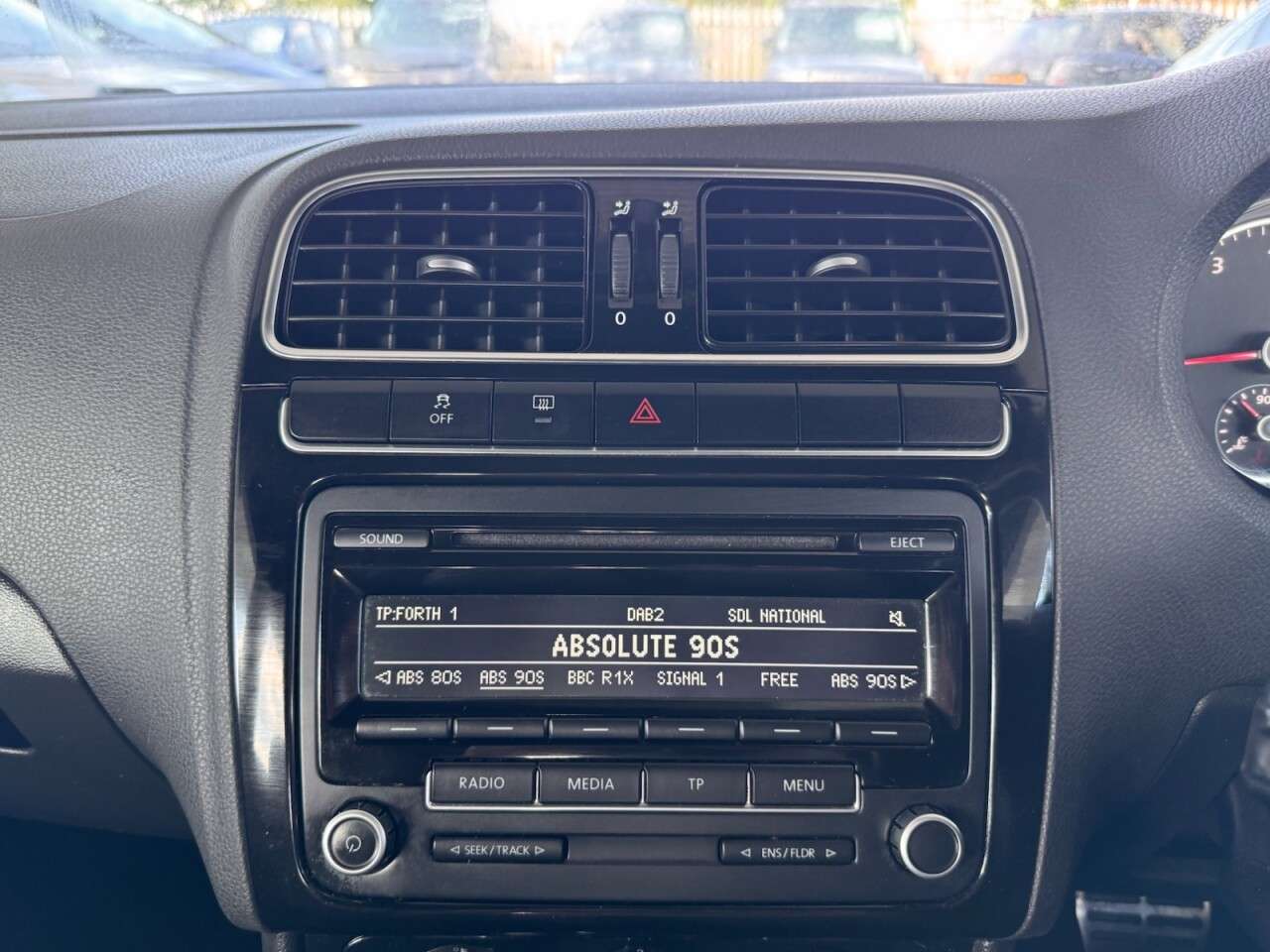 2014 VOLKSWAGEN POLO 2014 VOLKSWAGEN POLO