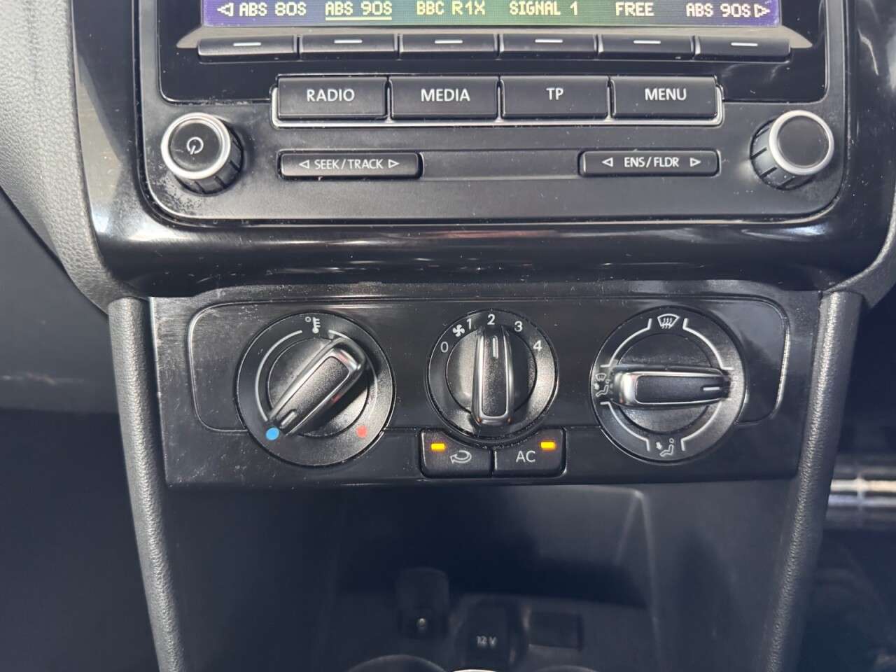 2014 VOLKSWAGEN POLO 2014 VOLKSWAGEN POLO