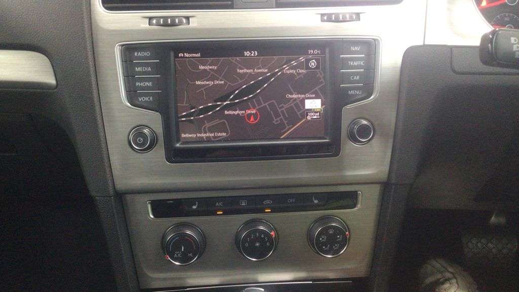 2017 VOLKSWAGEN GOLF 2017 VOLKSWAGEN GOLF