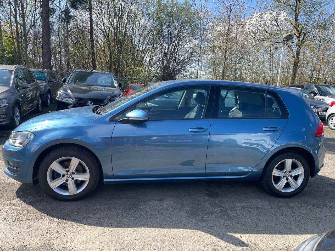 A 2017 VOLKSWAGEN GOLF 1.4 TSI BlueMotion Tech Match Edition Hatchback 5dr Petrol DSG Euro 6 (s/s) A 2017 VOLKSWAGEN GOLF 1.4 TSI BlueMotion Tech Match Edition Hatchback 5dr Petrol DSG Euro 6 (s/s)
