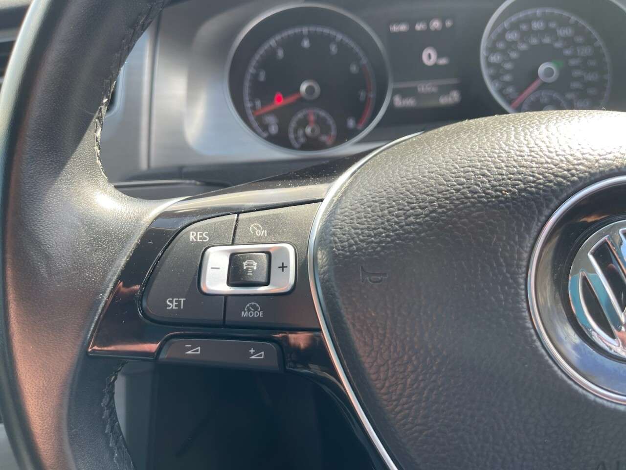 2017 VOLKSWAGEN GOLF 2017 VOLKSWAGEN GOLF