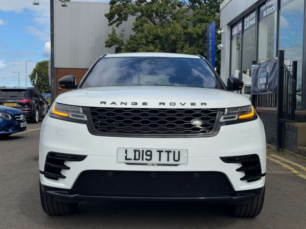 2019 LAND ROVER RANGE ROVER VELAR 2019 LAND ROVER RANGE ROVER VELAR