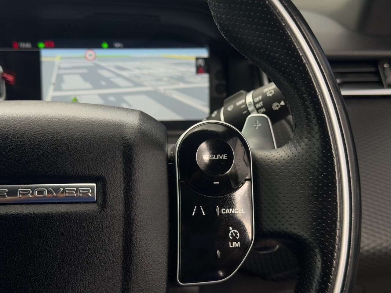 2019 LAND ROVER RANGE ROVER VELAR 2019 LAND ROVER RANGE ROVER VELAR