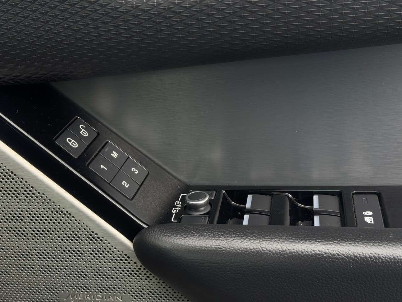 2019 LAND ROVER RANGE ROVER VELAR 2019 LAND ROVER RANGE ROVER VELAR