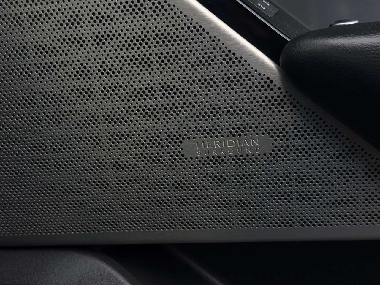 2019 LAND ROVER RANGE ROVER VELAR 2019 LAND ROVER RANGE ROVER VELAR