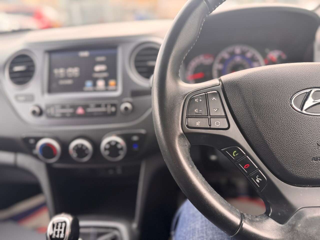 2018 HYUNDAI I10 2018 HYUNDAI I10