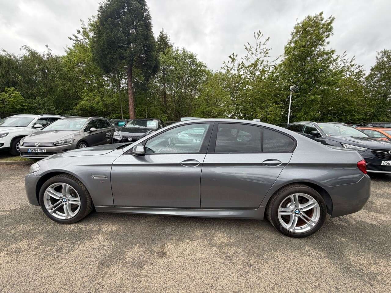 A 2015 BMW 5 SERIES 2.0 520d M Sport Saloon 4dr Diesel Auto Euro 6 (s/s) (190 ps) A 2015 BMW 5 SERIES 2.0 520d M Sport Saloon 4dr Diesel Auto Euro 6 (s/s) (190 ps)