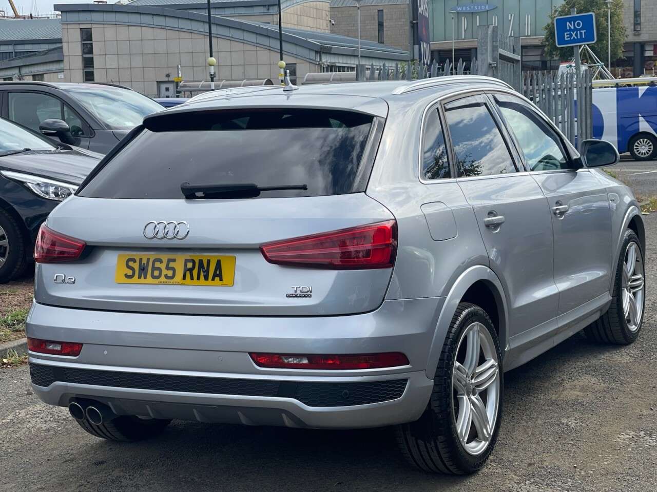 2015 AUDI Q3 2015 AUDI Q3