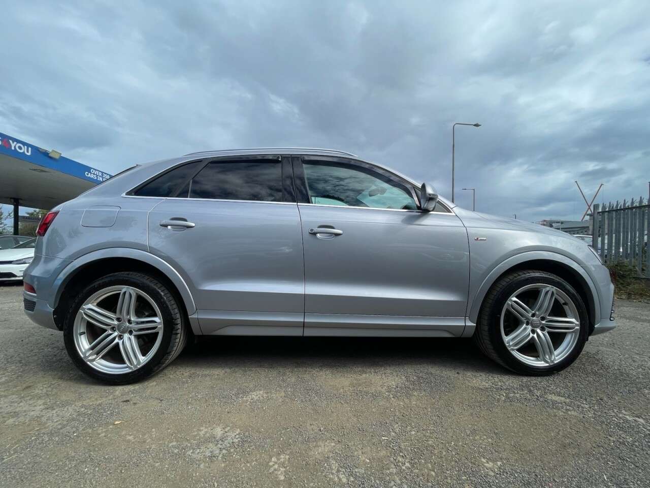 2015 AUDI Q3 2015 AUDI Q3