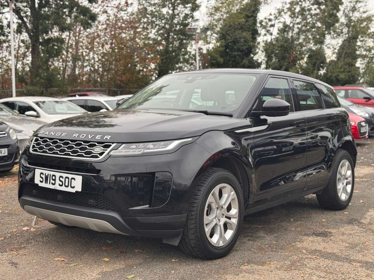 A 2019 LAND ROVER RANGE ROVER EVOQUE 2.0 D150 S SUV 5dr Diesel Auto 4WD Euro 6 (s/s) (150 ps) SAT NAV + LANE ASS A 2019 LAND ROVER RANGE ROVER EVOQUE 2.0 D150 S SUV 5dr Diesel Auto 4WD Euro 6 (s/s) (150 ps) SAT NAV + LANE ASS