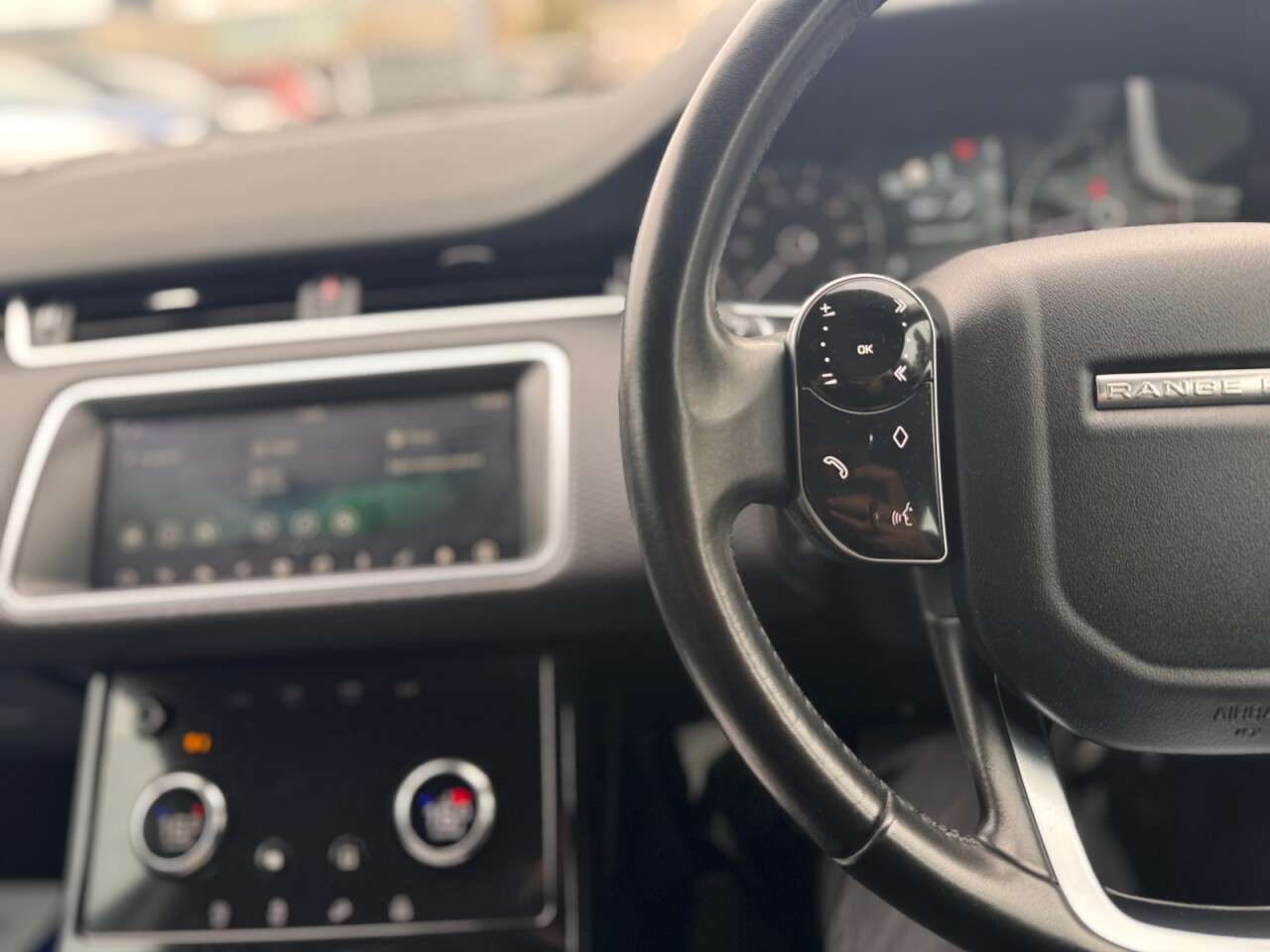 2019 LAND ROVER RANGE ROVER EVOQUE 2019 LAND ROVER RANGE ROVER EVOQUE