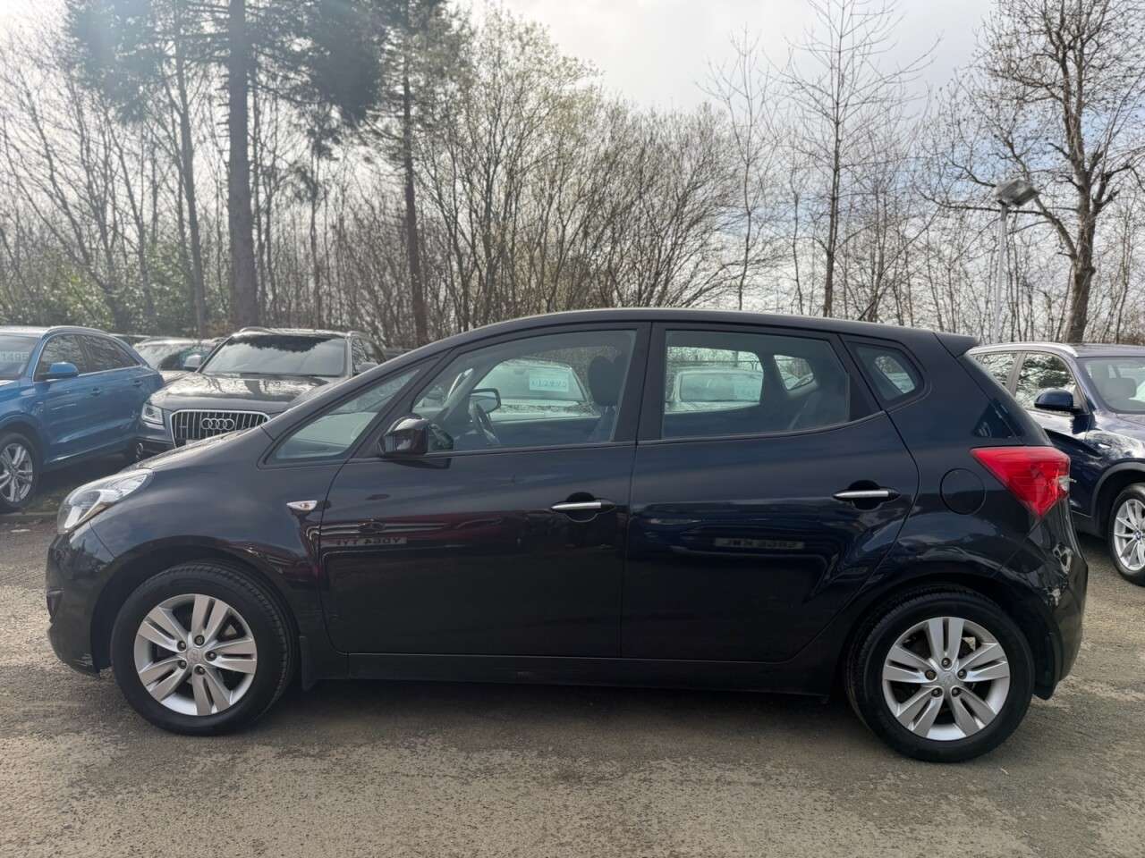 A 2011 HYUNDAI IX20 1.6 Active Hatchback 5dr Petrol Auto Euro 5 (123 bhp) A 2011 HYUNDAI IX20 1.6 Active Hatchback 5dr Petrol Auto Euro 5 (123 bhp)