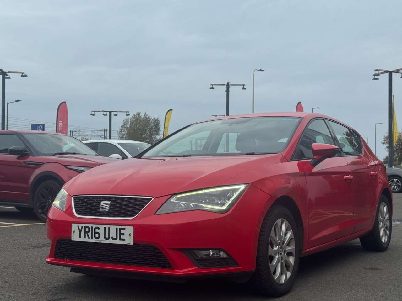 A 2016 SEAT LEON 1.6 TDI SE Hatchback 5dr Diesel Manual Euro 6 (s/s) (110 ps) A 2016 SEAT LEON 1.6 TDI SE Hatchback 5dr Diesel Manual Euro 6 (s/s) (110 ps)