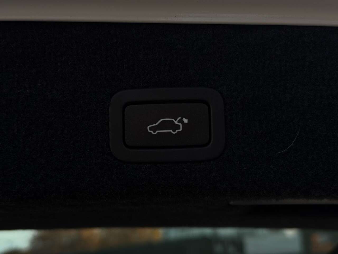 2016 VOLVO XC70 2016 VOLVO XC70