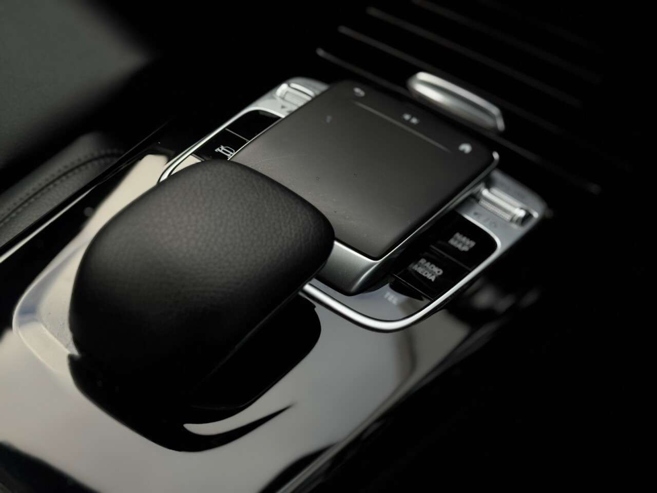 2018 MERCEDES-BENZ A-CLASS 2018 MERCEDES-BENZ A-CLASS