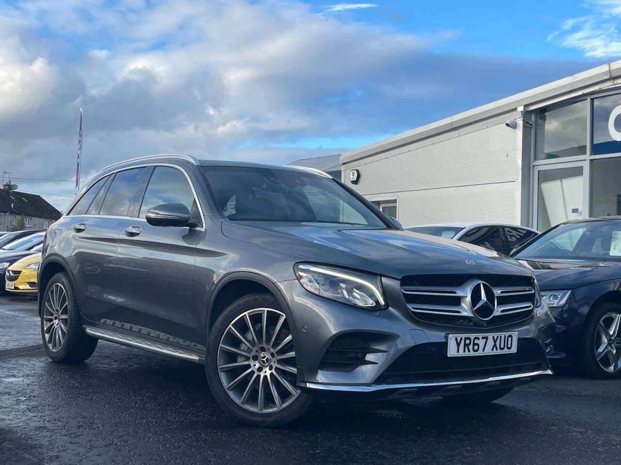 A 2017 MERCEDES-BENZ GLC 2.1 GLC220d AMG Line (Premium) SUV 5dr Diesel G-Tronic 4MATIC Euro 6 (s/s) A 2017 MERCEDES-BENZ GLC 2.1 GLC220d AMG Line (Premium) SUV 5dr Diesel G-Tronic 4MATIC Euro 6 (s/s)