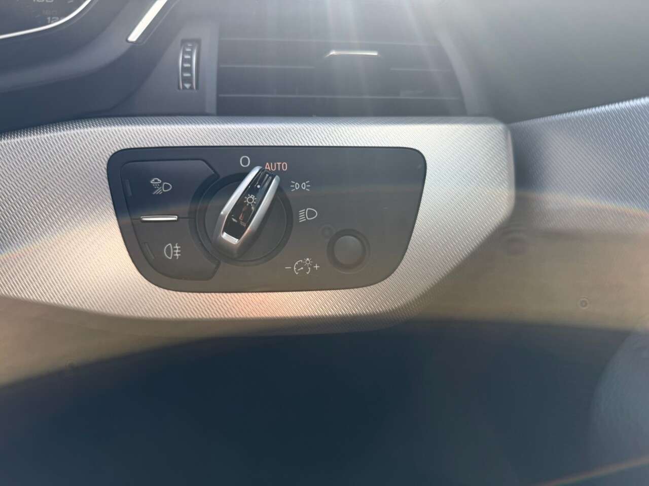 2016 AUDI A4 2016 AUDI A4