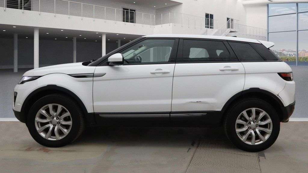 2019 LAND ROVER RANGE ROVER EVOQUE 2019 LAND ROVER RANGE ROVER EVOQUE