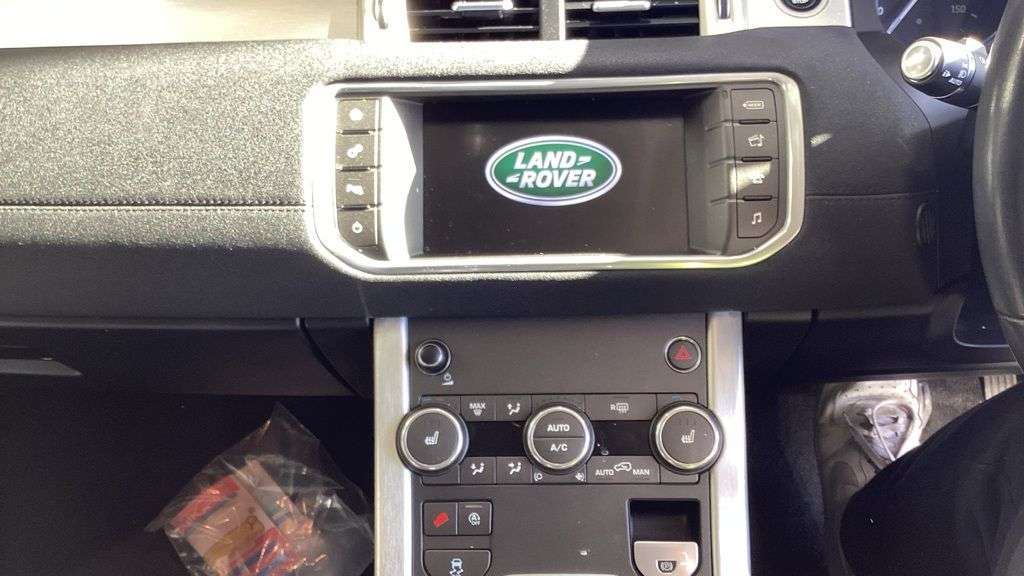 2019 LAND ROVER RANGE ROVER EVOQUE 2019 LAND ROVER RANGE ROVER EVOQUE