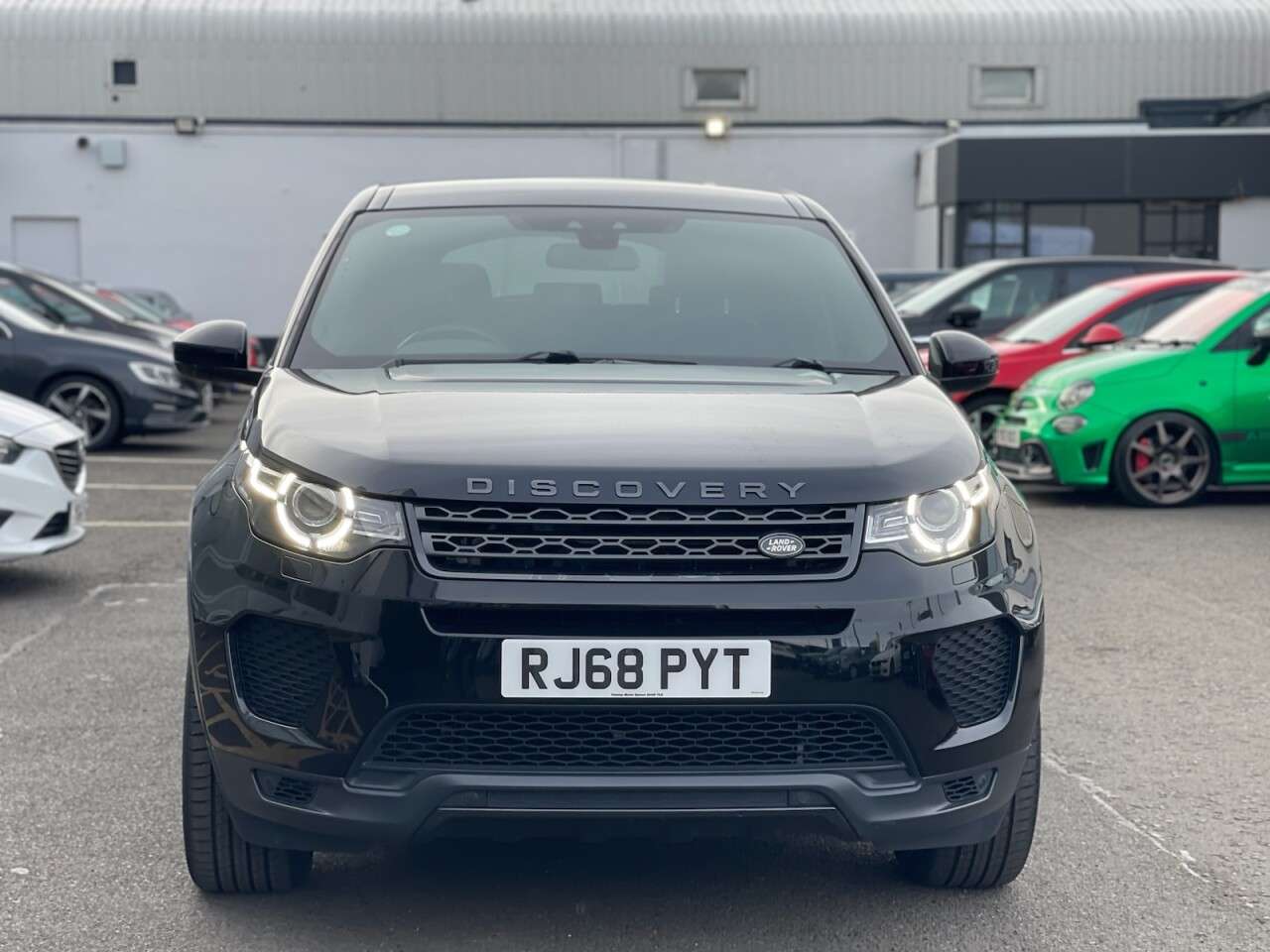 A 2018 LAND ROVER DISCOVERY SPORT 2.0 TD4 Landmark SUV 5dr Diesel Auto 4WD Euro 6 (s/s) (180 ps) BLUETOOTH + A 2018 LAND ROVER DISCOVERY SPORT 2.0 TD4 Landmark SUV 5dr Diesel Auto 4WD Euro 6 (s/s) (180 ps) BLUETOOTH +