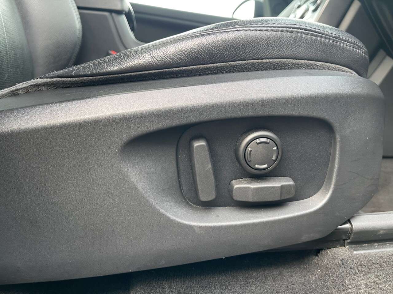 2018 LAND ROVER DISCOVERY SPORT 2018 LAND ROVER DISCOVERY SPORT