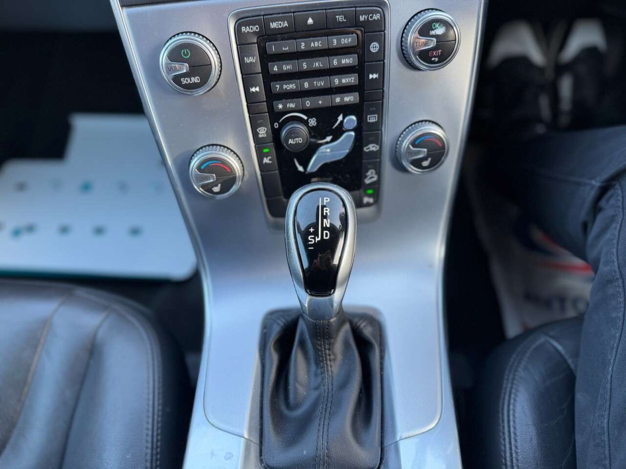 2017 VOLVO V60 CROSS COUNTRY 2017 VOLVO V60 CROSS COUNTRY