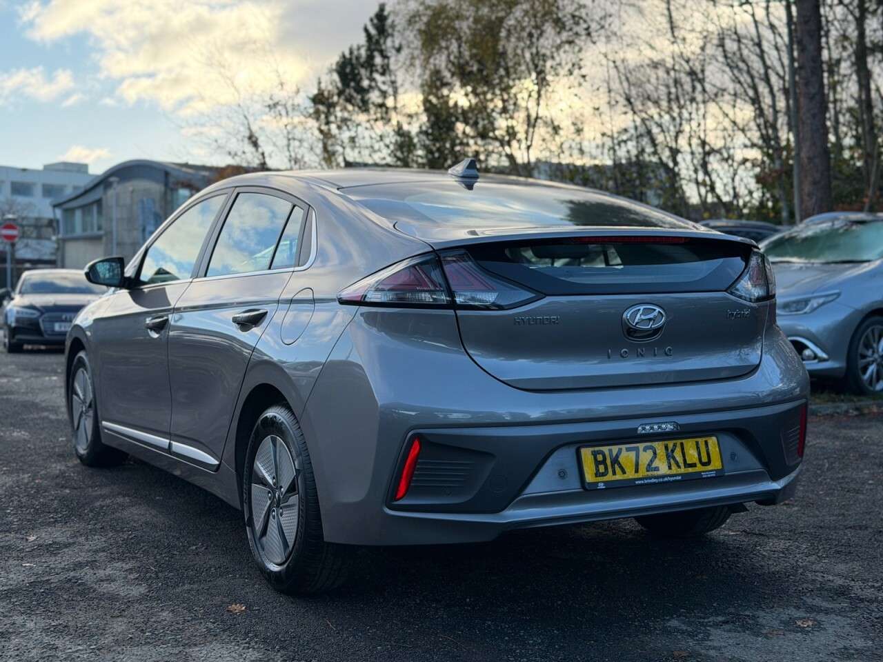 2022 HYUNDAI IONIQ 2022 HYUNDAI IONIQ