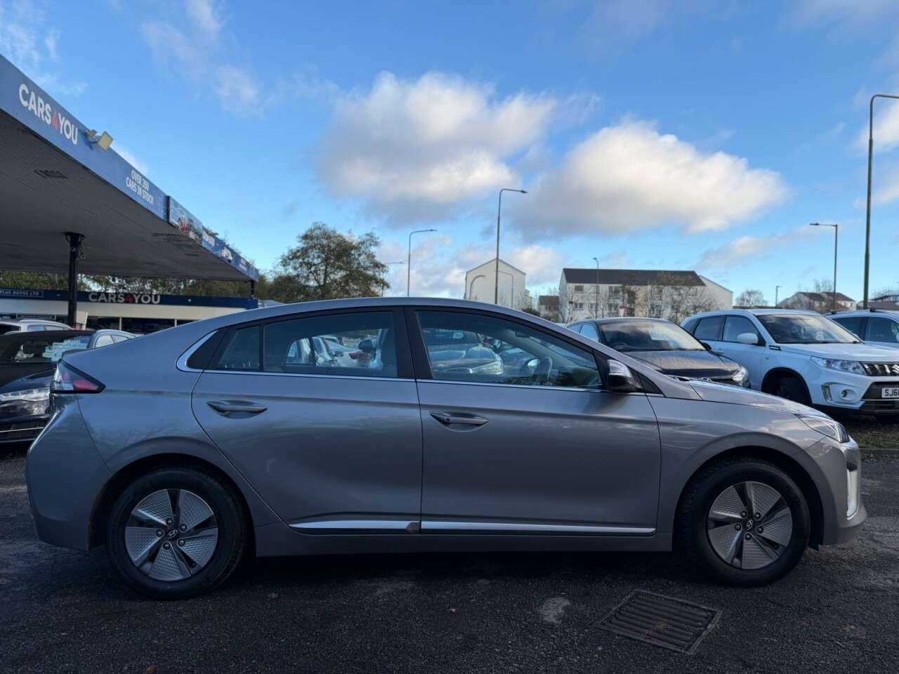 2022 HYUNDAI IONIQ 2022 HYUNDAI IONIQ