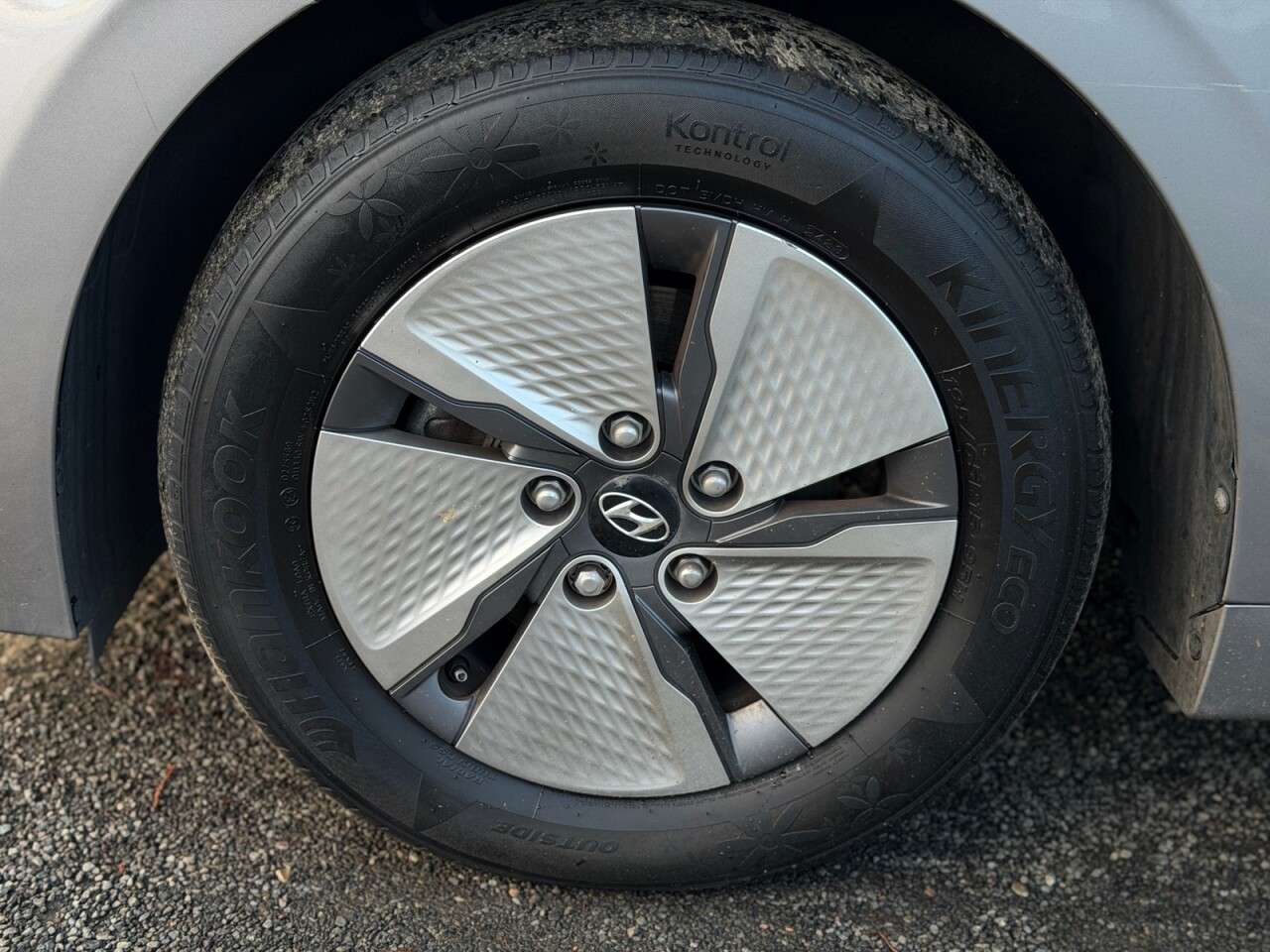 2022 HYUNDAI IONIQ 2022 HYUNDAI IONIQ