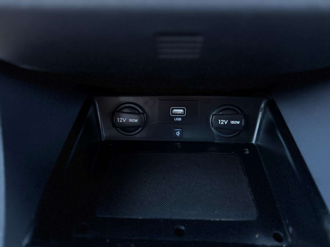 2022 HYUNDAI IONIQ 2022 HYUNDAI IONIQ