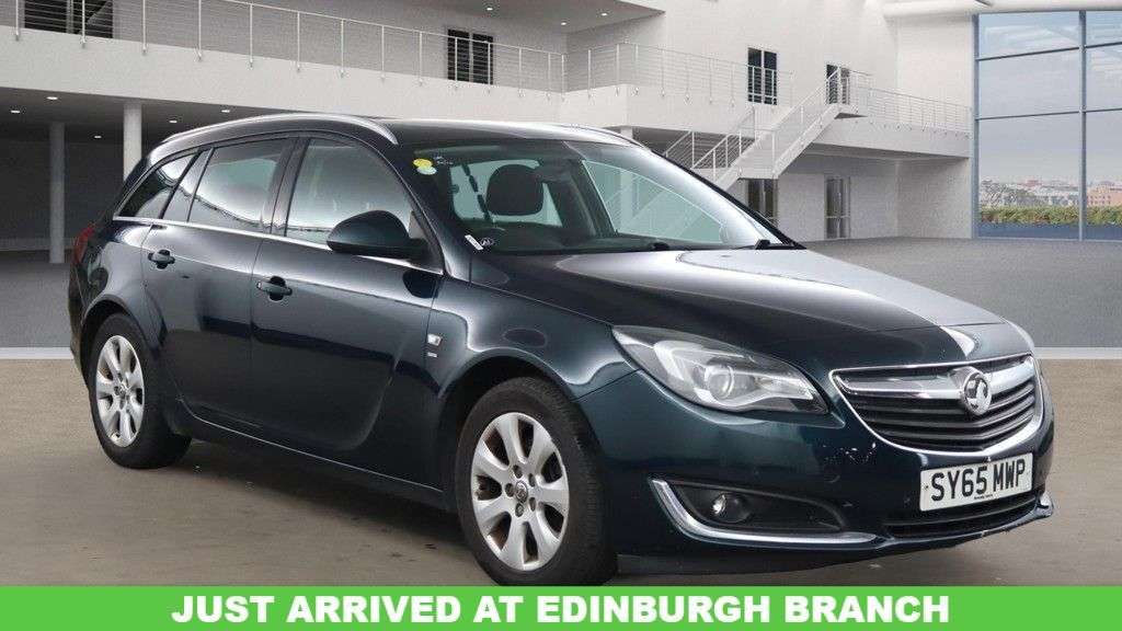 A 2015 VAUXHALL INSIGNIA 2.0 CDTi SRi Nav Sports Tourer 5dr Diesel Auto Euro 5 (163 ps) A 2015 VAUXHALL INSIGNIA 2.0 CDTi SRi Nav Sports Tourer 5dr Diesel Auto Euro 5 (163 ps)