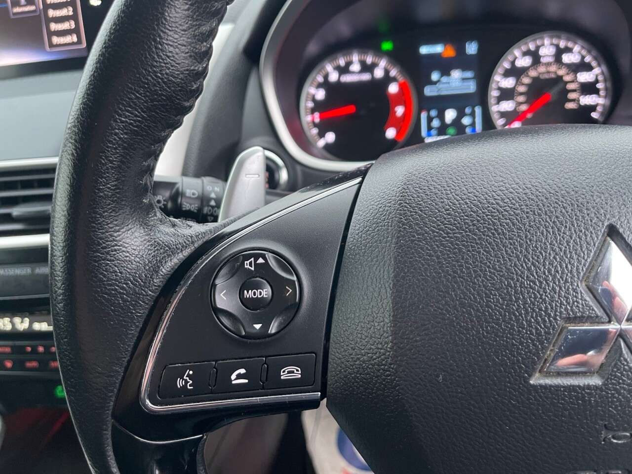 2018 MITSUBISHI ECLIPSE CROSS 2018 MITSUBISHI ECLIPSE CROSS