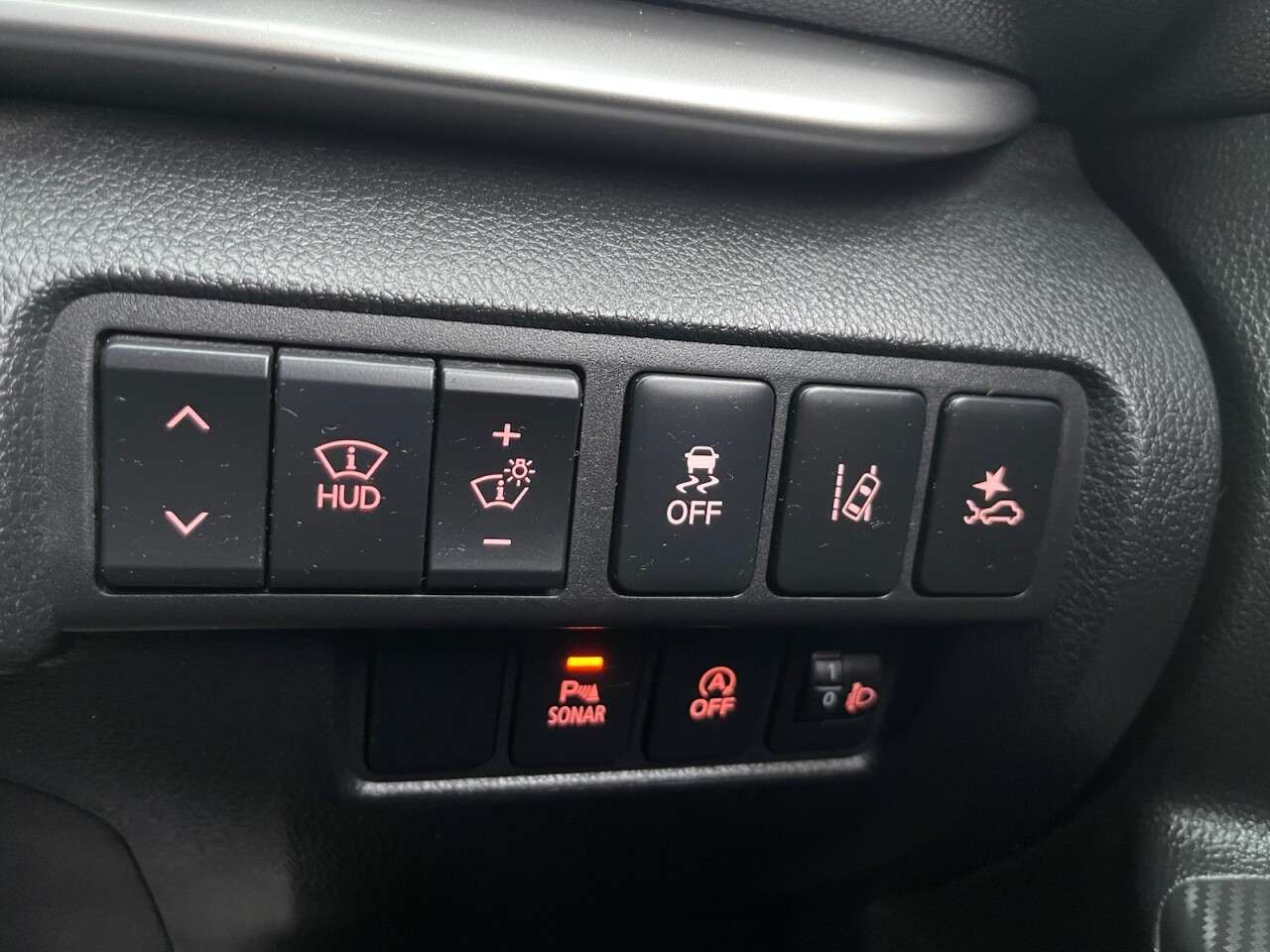 2018 MITSUBISHI ECLIPSE CROSS 2018 MITSUBISHI ECLIPSE CROSS