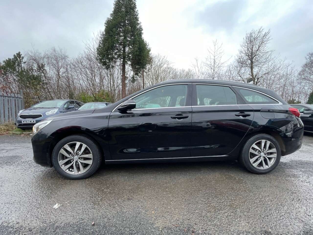 A 2018 HYUNDAI I30 1.4 T-GDi SE Nav Tourer 5dr Petrol DCT Euro 6 (s/s) (140 ps) A 2018 HYUNDAI I30 1.4 T-GDi SE Nav Tourer 5dr Petrol DCT Euro 6 (s/s) (140 ps)