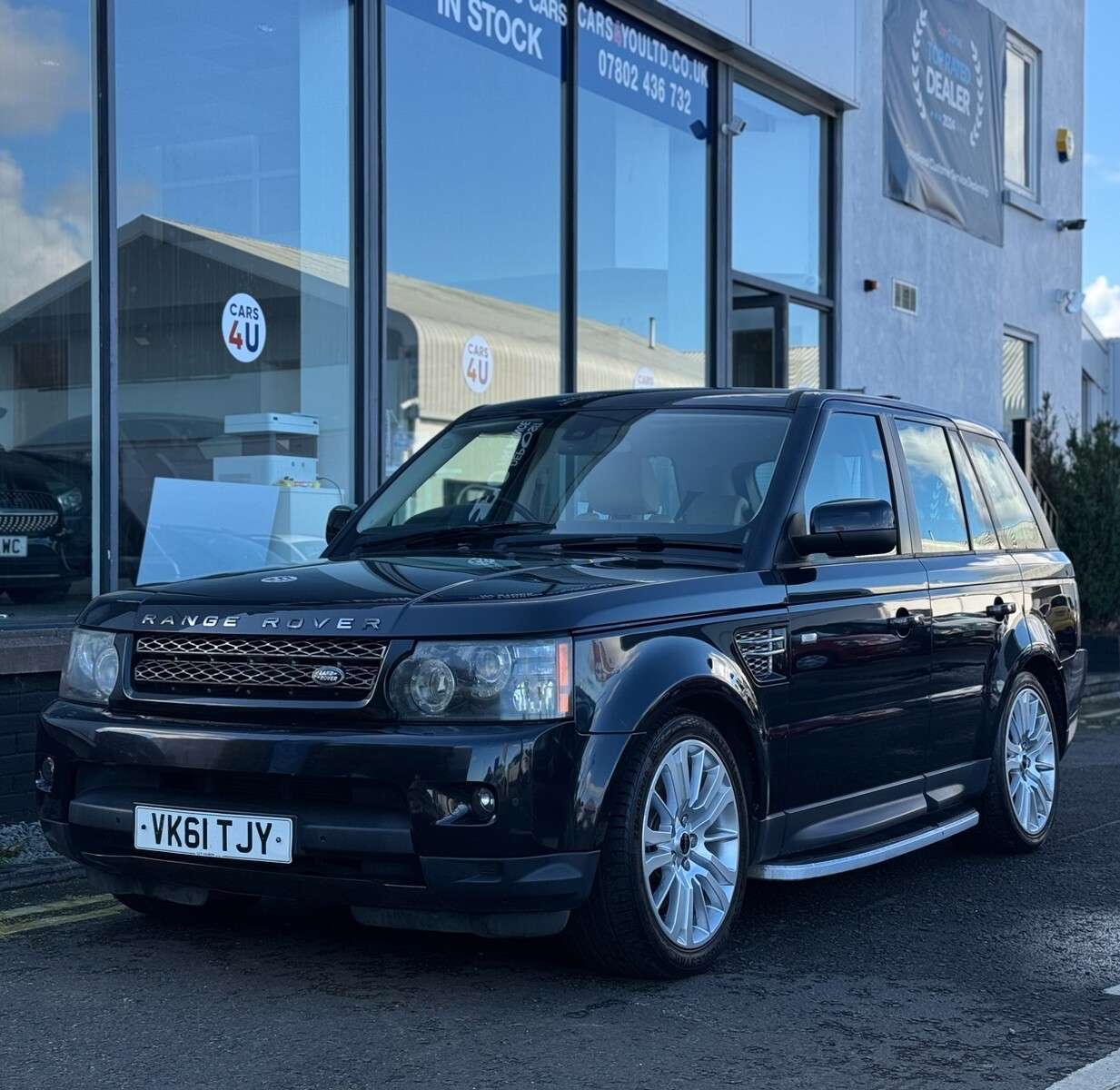 A 2011 LAND ROVER RANGE ROVER SPORT 3.0 SD V6 HSE SUV 5dr Diesel Auto 4WD Euro 5 (255 bhp) A 2011 LAND ROVER RANGE ROVER SPORT 3.0 SD V6 HSE SUV 5dr Diesel Auto 4WD Euro 5 (255 bhp)
