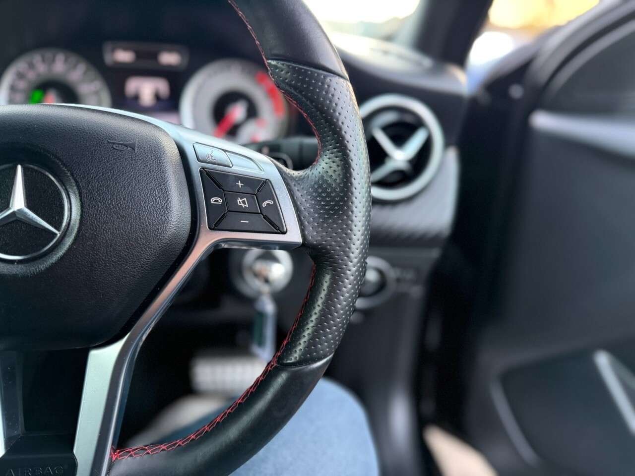 2013 MERCEDES-BENZ A-CLASS 2013 MERCEDES-BENZ A-CLASS