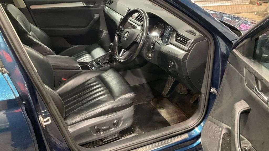 2019 SKODA SUPERB 2019 SKODA SUPERB