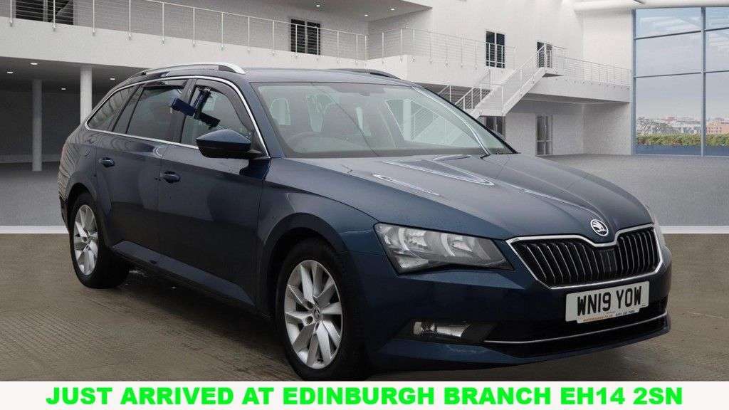 A 2019 SKODA SUPERB 2.0 TDI SE Technology Estate 5dr Diesel DSG Euro 6 (s/s) (150 ps) A 2019 SKODA SUPERB 2.0 TDI SE Technology Estate 5dr Diesel DSG Euro 6 (s/s) (150 ps)