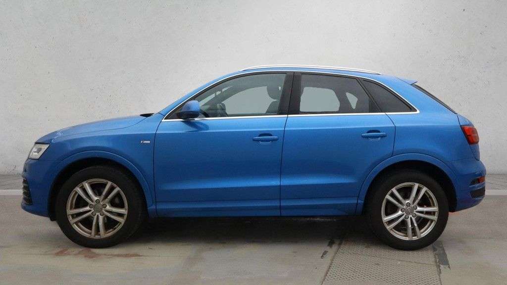 2015 AUDI Q3 2015 AUDI Q3